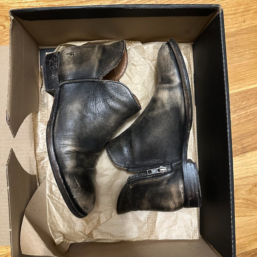 Frye Melissa Shootie 2 - Picture 13 of 15